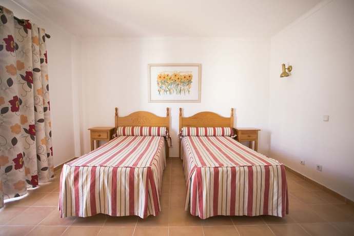 Imagen de la habitación del Aparthotel Mirachoro Praia Da Rocha. Foto 7