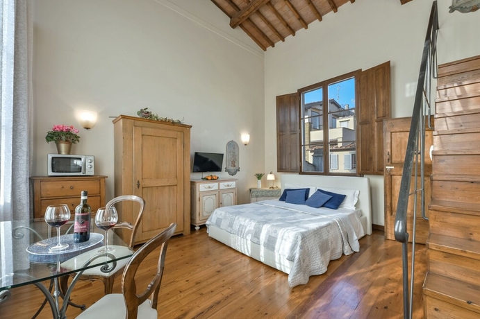 Imagen de la habitación del Aparthotel Msn Suites Palazzo Uguccioni. Foto 17