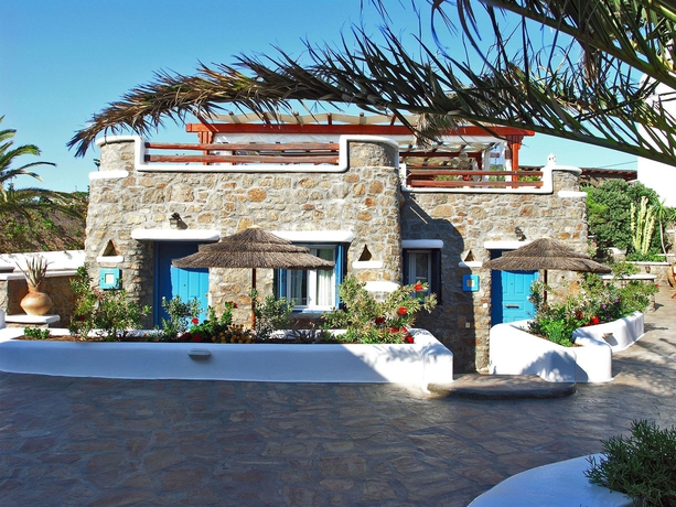 Imagen de los exteriores del Aparthotel Mykonian Iros. Foto 11