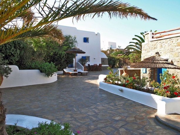 Imagen de los exteriores del Aparthotel Mykonian Iros. Foto 12