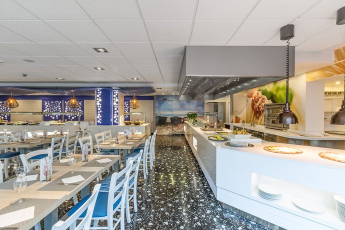 Imagen general del Aparthotel Neptuno Calella. Foto 11