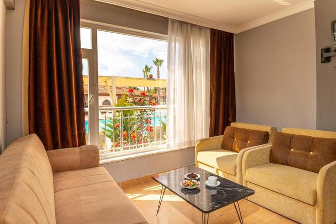Imagen general del Aparthotel New Garden Side. Foto 5