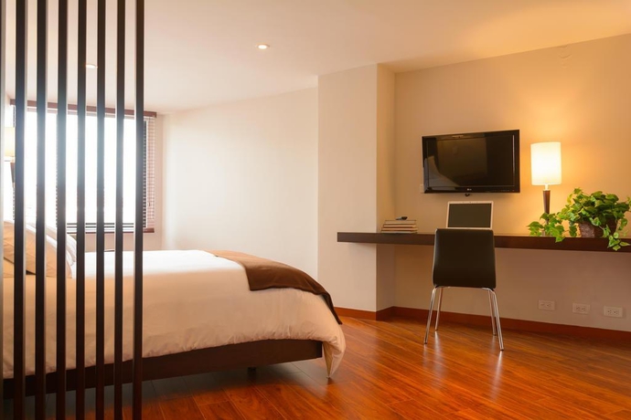 Imagen general del Aparthotel Nico Apartasuites. Foto 6