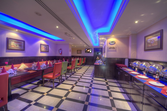 Imagen del bar/restaurante del Aparthotel Nihal Residency Hotel Apartments. Foto 2