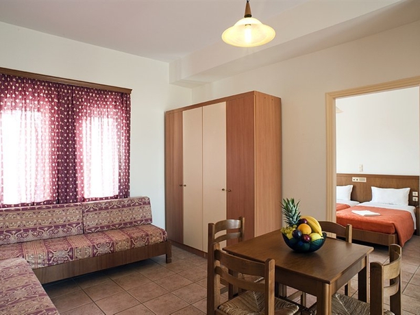 Imagen general del Aparthotel Nontas. Foto 3