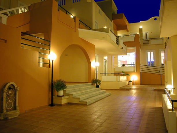 Imagen general del Aparthotel Nontas. Foto 11