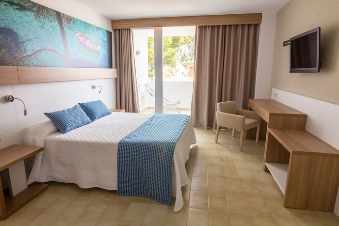 Imagen de la habitación del Aparthotel Novo Mar. Foto 1