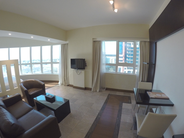 Imagen de los interiores del Aparthotel Number One Tower Suites. Foto 7