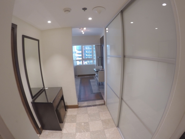 Imagen de los interiores del Aparthotel Number One Tower Suites. Foto 9