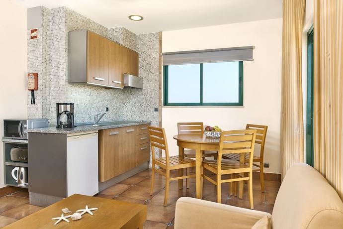 Imagen de la habitación del Aparthotel Oceanus. Foto 6