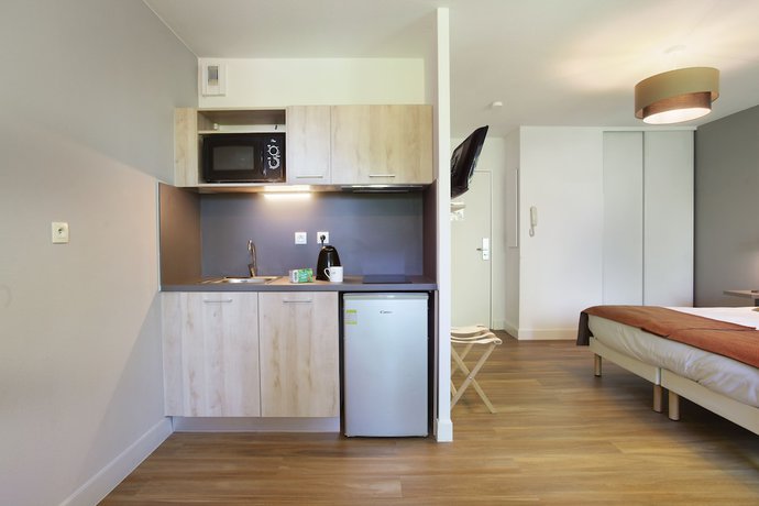 Imagen de la habitación del Aparthotel Odalys City Aix en Provence Le Clos de la Chartreuse. Foto 11