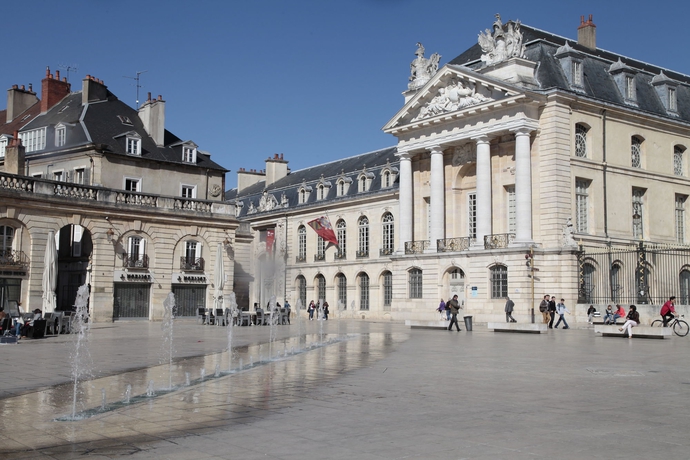 Imagen de los exteriores del Aparthotel Odalys City Dijon Les Cordeliers. Foto 12