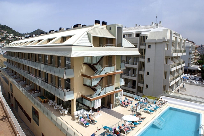 Imagen general del Aparthotel Odissea Park. Foto 11