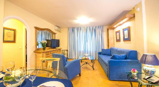 Imagen de la habitación del Aparthotel Ona Cala Pi Club. Foto 6