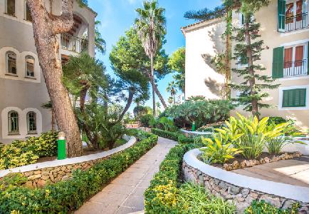 Imagen de los interiores del Aparthotel Ona Cala Pi Club. Foto 14