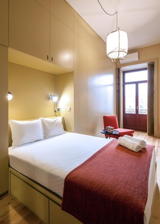 Imagen de la habitación del Aparthotel Oporto Alves da Veiga. Foto 6
