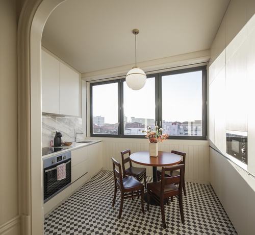 Imagen de la habitación del Aparthotel Oporto Alves da Veiga. Foto 10