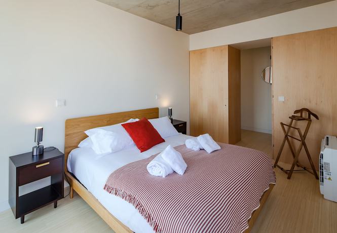 Imagen de la habitación del Aparthotel Oporto Anselmo. Foto 4