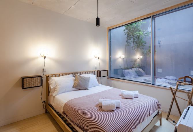 Imagen de la habitación del Aparthotel Oporto Anselmo. Foto 12