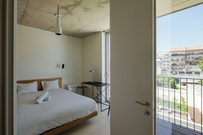 Imagen de la habitación del Aparthotel Oporto Anselmo. Foto 14