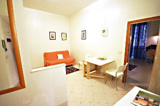 Imagen de los interiores del Aparthotel Ota Trevi Fountain Suite. Foto 8