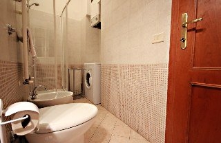 Imagen de los interiores del Aparthotel Ota Trevi Fountain Suite. Foto 11