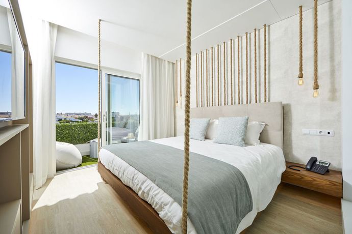 Imagen de la habitación del Aparthotel Oura Senses. Foto 2