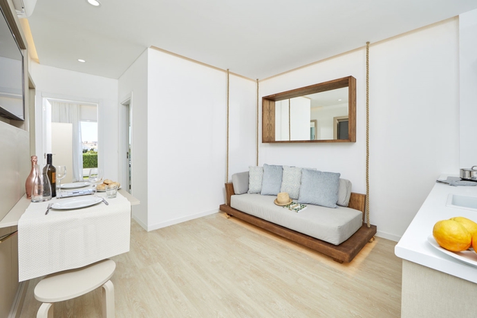 Imagen de la habitación del Aparthotel Oura Senses. Foto 4