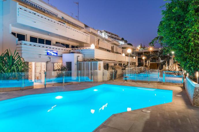 Imagen general del Aparthotel Palm Suites (formerly Calypso Oasis). Foto 19