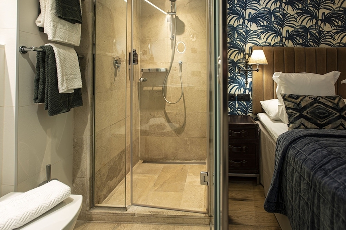 Imagen de la habitación del Aparthotel Palma Suites. Foto 15