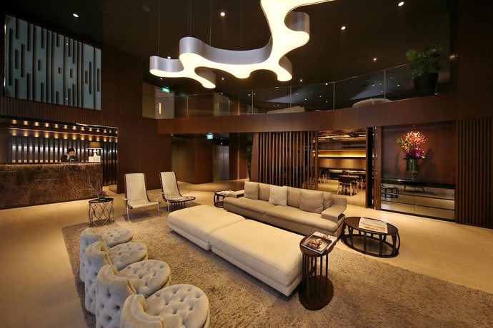 Imagen de los interiores del Aparthotel Pan Pacific Serviced Suites Beach Road, Singapore (sg Clean). Foto 16