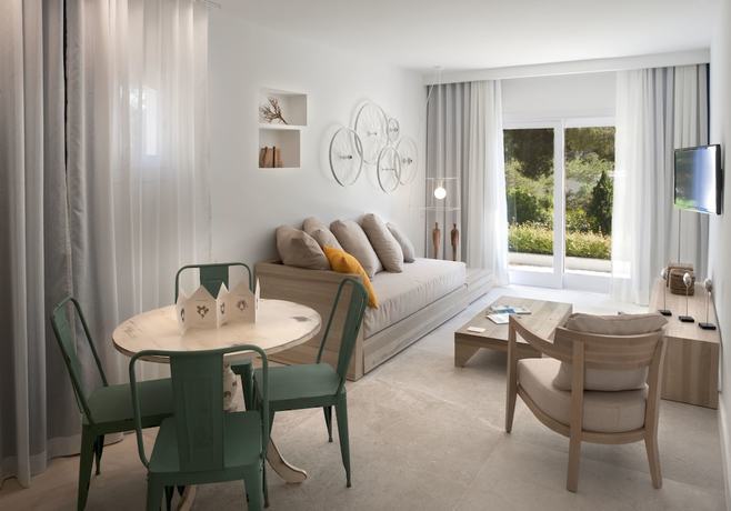 Imagen de la habitación del Aparthotel Para&iacute;so De Los Pinos Apartamentos. Foto 11