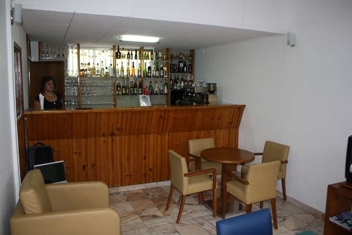 Imagen del bar/restaurante del Aparthotel Para&iacute;so - Touristic Apartments. Foto 4