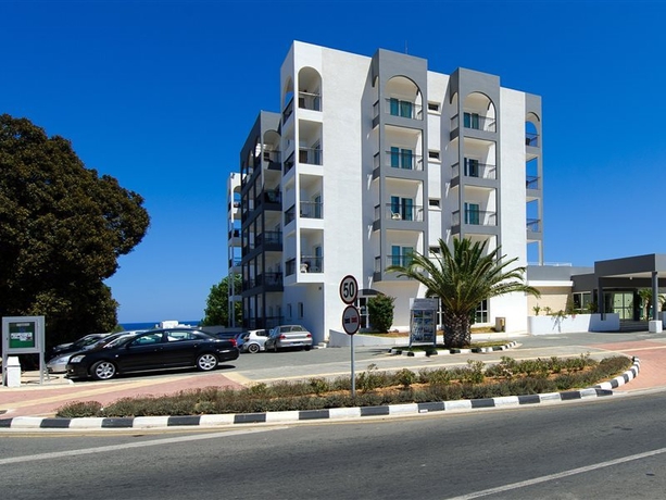 Imagen general del Aparthotel Paramount, Famagusta. Foto 11