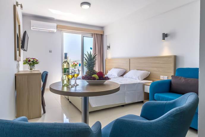 Imagen de la habitación del Aparthotel Paul Marie, Ayia Napa. Foto 12