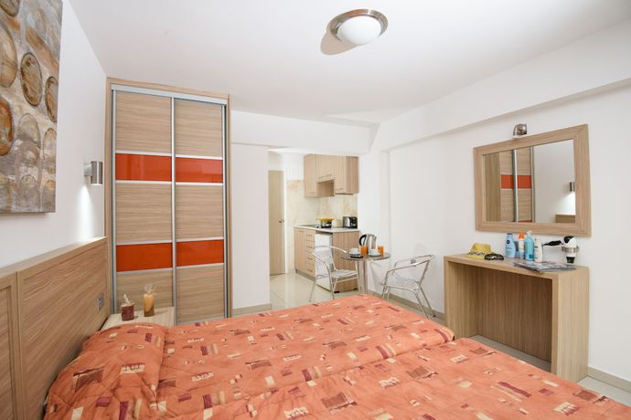 Imagen de la habitación del Aparthotel Paul Marie, Ayia Napa. Foto 13