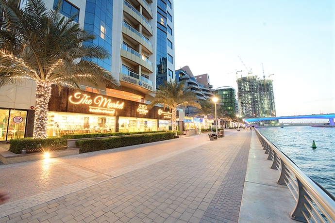 Imagen general del Aparthotel Pearl Marina Hotel Apartments. Foto 1