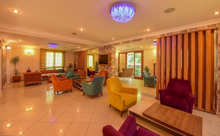 Imagen de los interiores del Aparthotel Perdikia Hill. Foto 8
