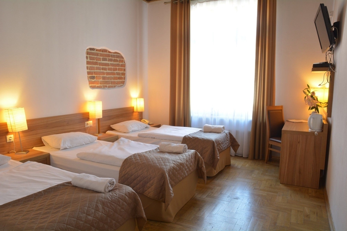 Imagen de la habitación del Aparthotel Pergamin. Foto 13