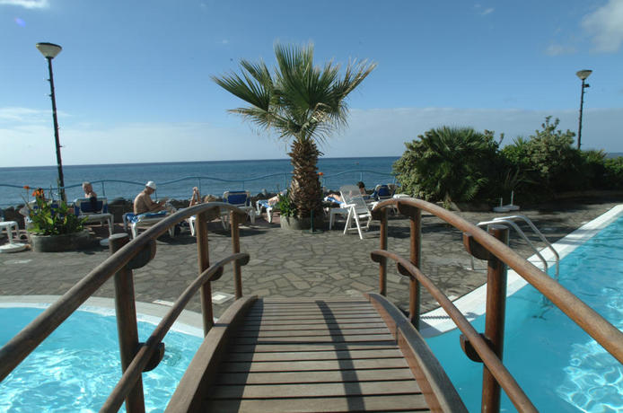 Imagen general del Aparthotel Pestana Ocean Bay Resort. Foto 1