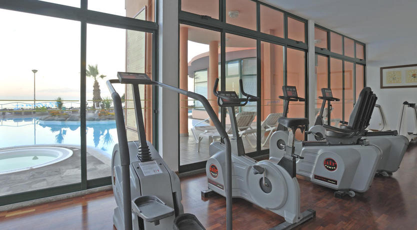 Imagen general del Aparthotel Pestana Ocean Bay Resort. Foto 3