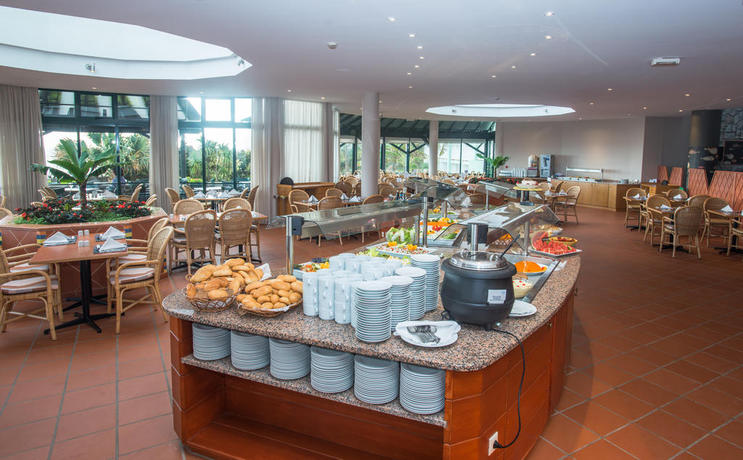 Imagen general del Aparthotel Pestana Ocean Bay Resort. Foto 4
