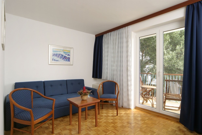 Imagen de la habitación del Aparthotel Pharia. Foto 12