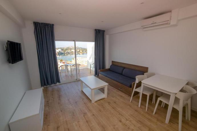 Imagen de la habitación del Aparthotel Pierre & Vacances Mallorca Deya. Foto 3
