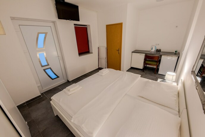 Imagen de la habitación del Aparthotel Plat. Foto 18