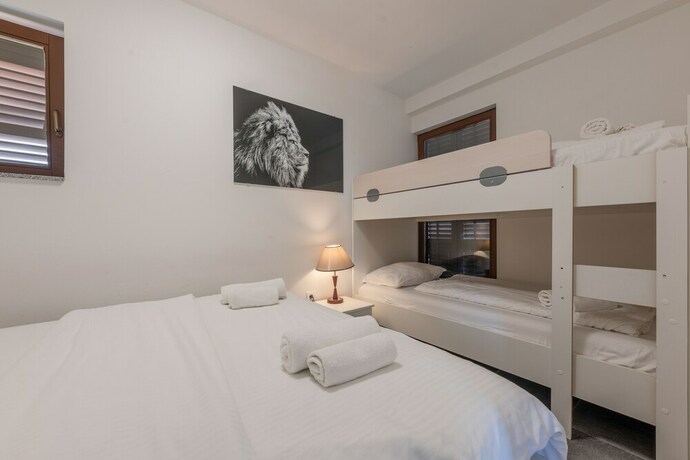 Imagen de la habitación del Aparthotel Plat. Foto 29