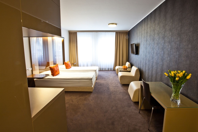 Imagen de los interiores del Aparthotel Platinum Apartments. Foto 14