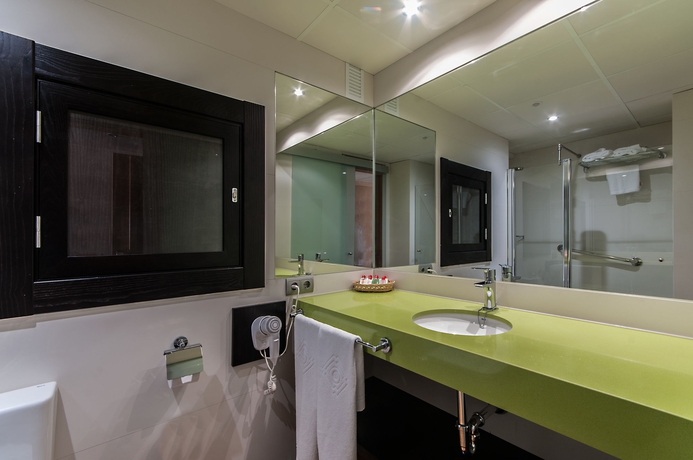 Imagen de la habitación del Aparthotel Ponent Mar. Foto 3