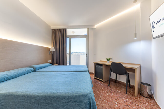Imagen de la habitación del Aparthotel Port Europa Hotel. Foto 2