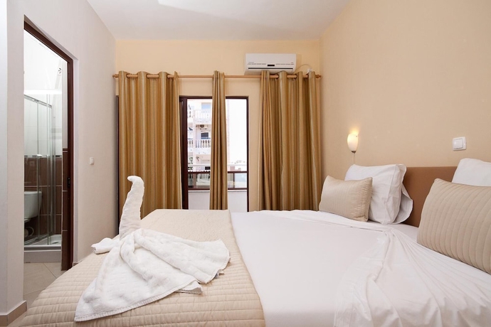 Imagen de la habitación del Aparthotel Praiano Aparthotel. Foto 14